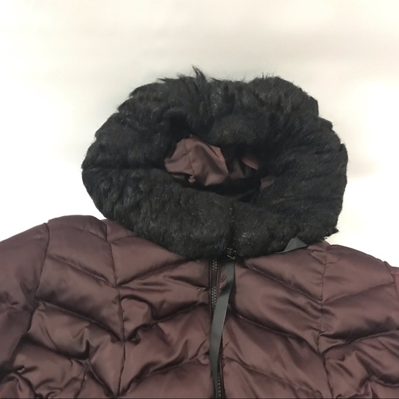 T Tahari Women’s Quilted Parka Jacket XL Burgundy - Picture 2 of 8